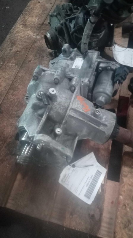 Used Transfer Case Assembly fits: 2022 Ford Edge 2.0 Grade B