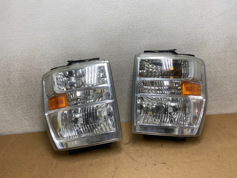 2008-2014 Ford Econoline E150 E250 E350 Left+Right Headlights X4927 DW