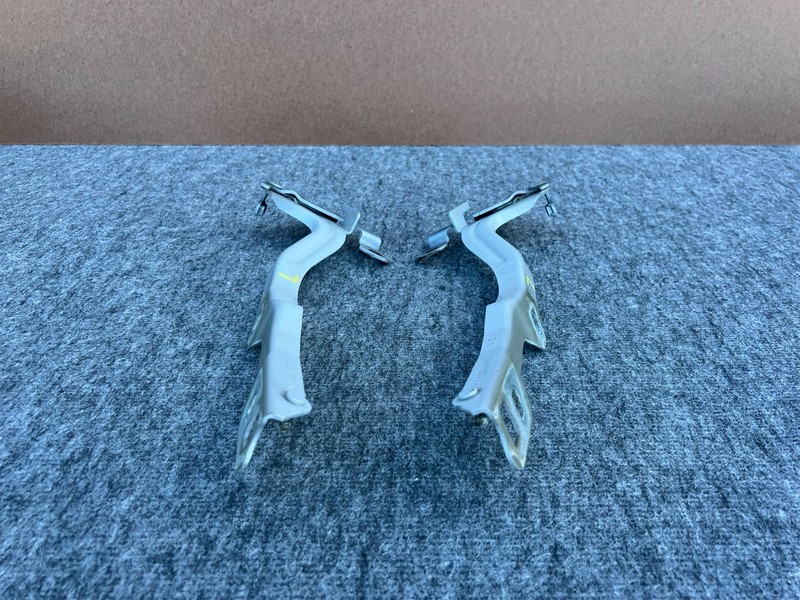 FORD MUSTANG MACH-E 2021-2026 OEM LEFT & RIGHT HOOD HINGES WHITE (PAIR)