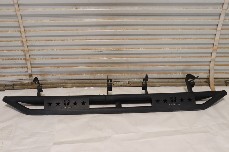 17-19 CHEVY SILVERADO 1500 EXTENDED CAB LEFT DRIVER RUNNING BOARD AFTERMARKET