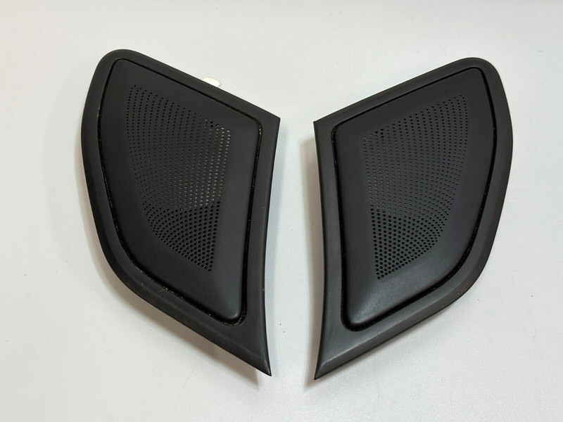 ✅ 2019-22 RAM 1500 Like NEW Genuine MOPAR Speaker Grille MOPAR OEM 6EZ291X7AD