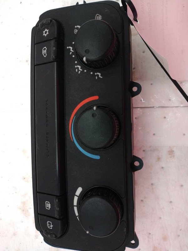 Used A/C Selector Switch fits: 2006 Dodge Caravan AC front dash mounted manual c