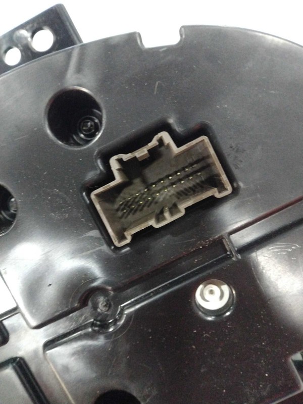 2018 Chrysler 300 Speedometer Gauge OEM White 68351235AC 127K Miles