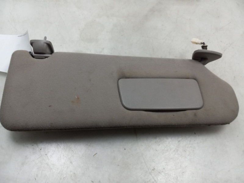01-04 TOYOTA SEQUOIA LIMITED 4.7L RWD AT PASSENGER SIDE SUN SHADE VISOR