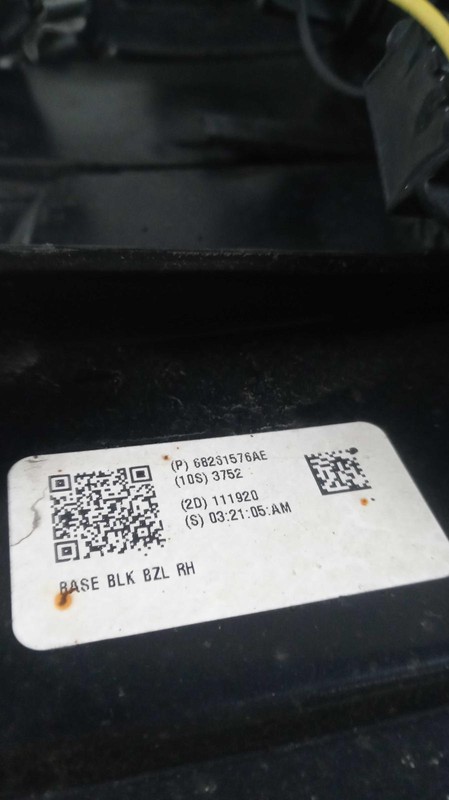 2021 RAM DODGE 1500 Pickup Right Tail Light Assembly Grey - 2 Chips, 65K Miles