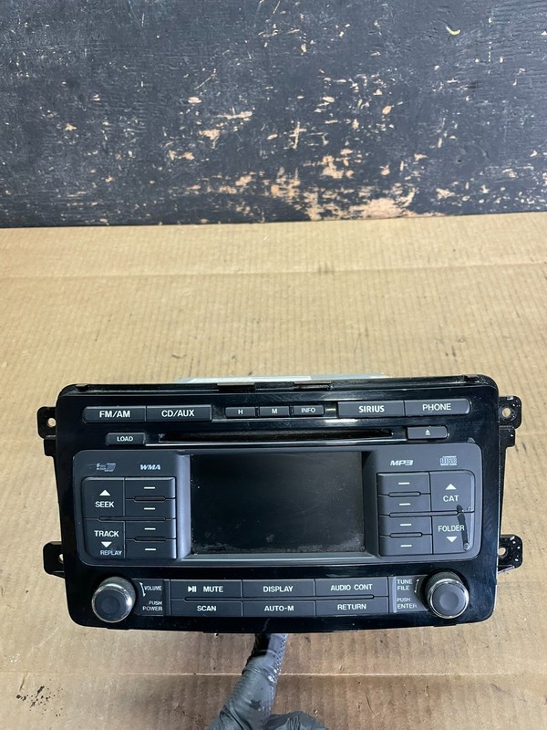 2010 2012 Mazda CX9 CX-9 Radio Stereo CD MP3 Player Screen Display aa9257 DG