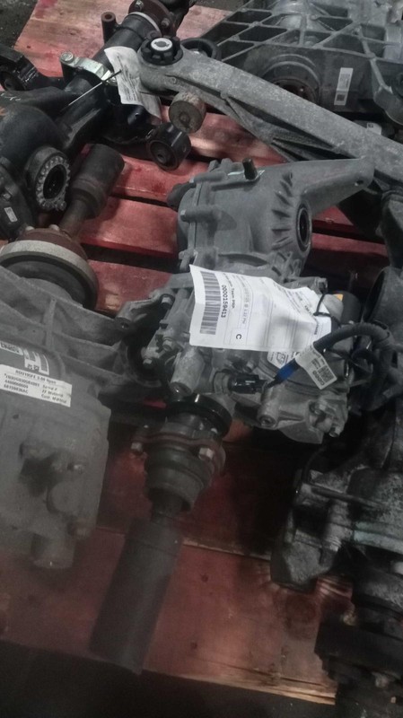 2022 Hyundai Tucson 4WD Differential Carrier Assembly OEM 64000 Miles Black