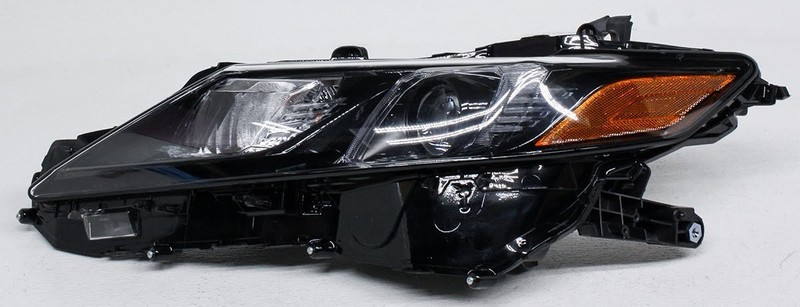 OEM Toyota Camry Left Driver Side LED Headlamp 81150-06C41 Tab Missing