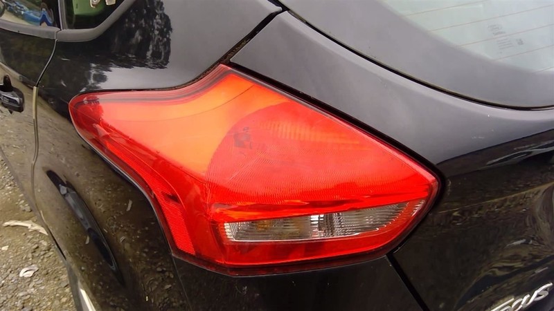 Driver Left Tail Light Hatchback Incandescent Fits 15-18 FOCUS 729556