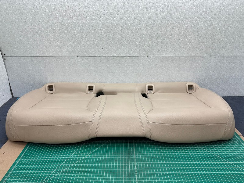 14-19 Mercedes CLA250 C117 REAR BOTTOM LOWER SEAT CUSHION OEM