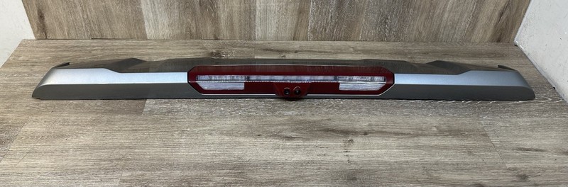 2019-24 GMC - SILVERADO - SIERRA - TAILGATE SPOILER OEM PART # 86285743