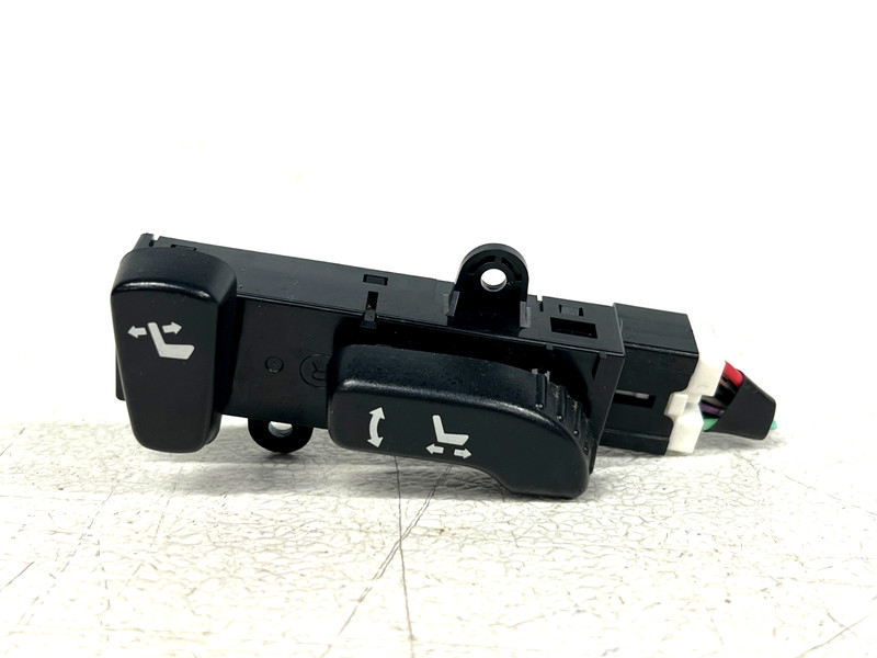 ⭐2011-2024 INFINITI QX80 FRONT RIGHT SIDE SEAT ADJUST CONTROL SWITCH OEM LOT2661