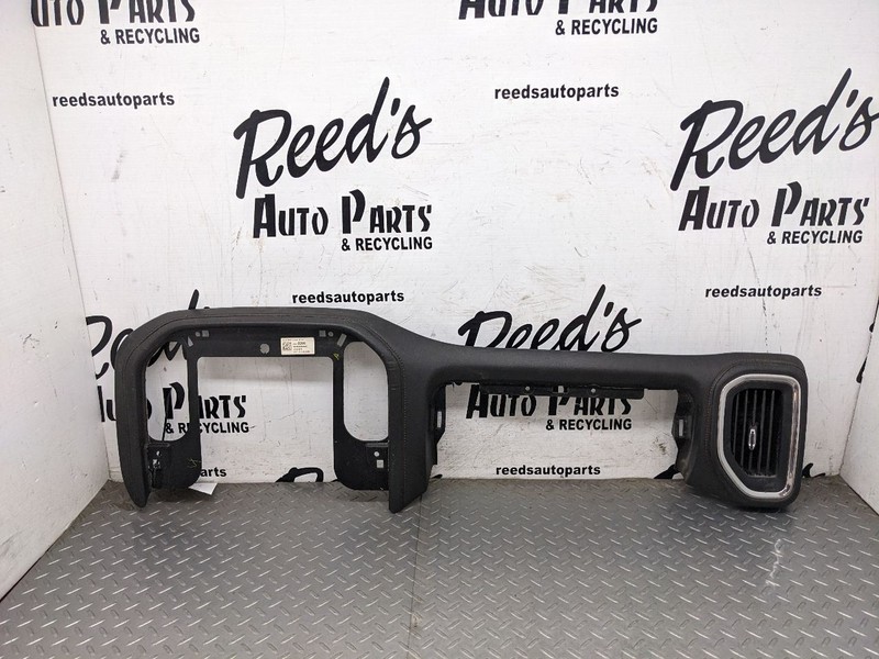 20-23 GMC SIERRA AT4 2500 HD DURAMAX RIGHT CENTER DASH PANEL TRIM BEZEL 1176642
