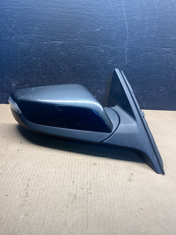 2016 to 2018 Chevrolet Malibu Right Passenger Turn Signal Door Mirror AE6338 DW