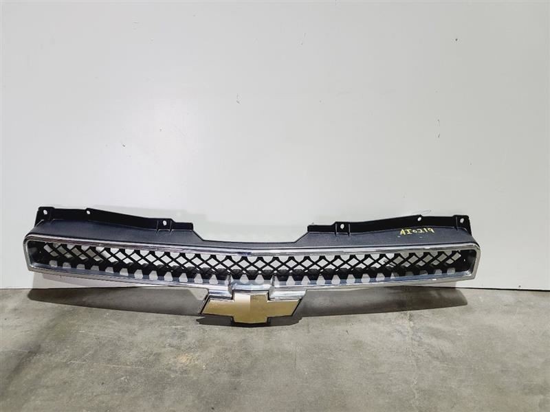 Grille Black With Chrome Surround Lower Fits 07-14 SUBURBAN 1500 532378