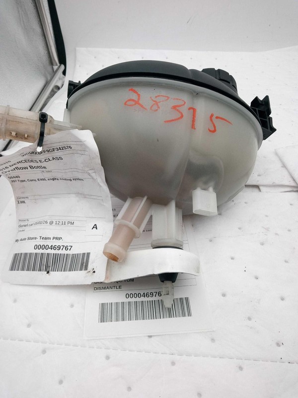 Used Engine Coolant Reservoir fits: 2016 Mercedes-benz Mercedes e-class 204 Type