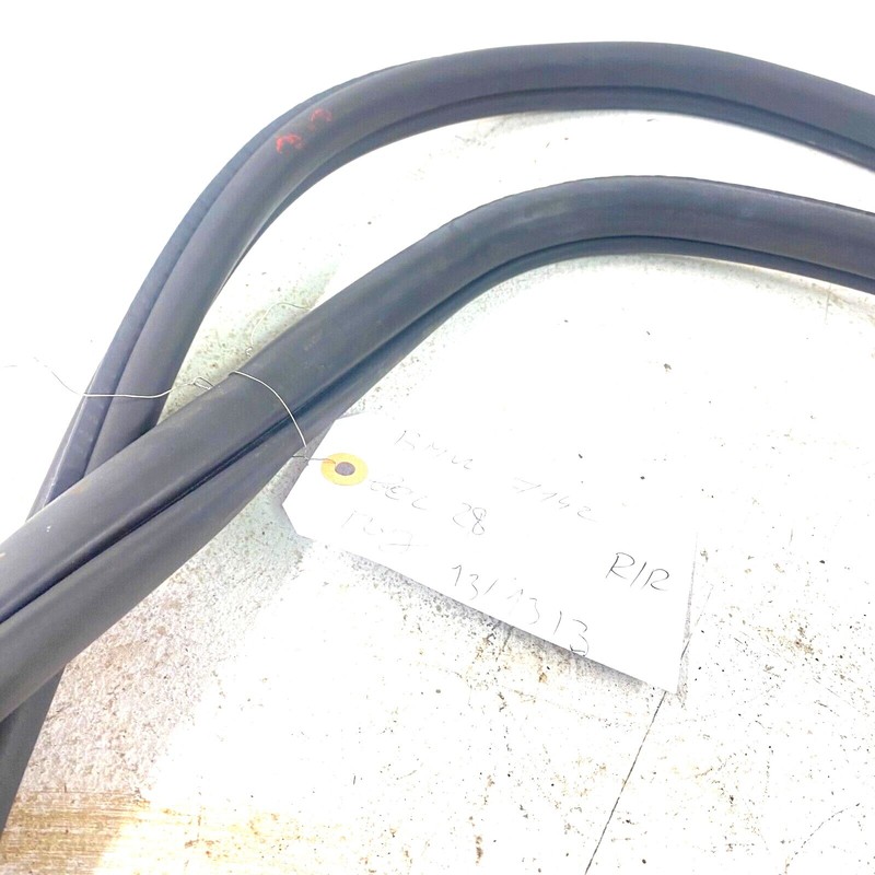 Rear Right Door Rubber Seal OEM 7258311 2011 - 2017 2018 BMW 340 XI F30