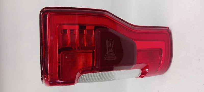17-'19 FORD F250SD Right passenger Taillight LED w/blind spot OEM Grade B