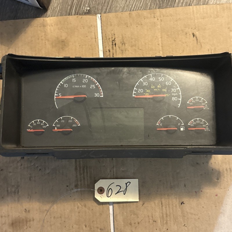VOLVO VNL INSTRUMENT CLUSTER Missing P/N