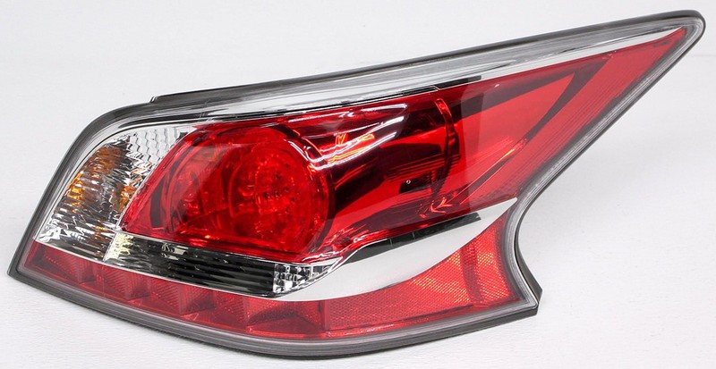 OEM Nissan Altima Sedan Right LED Tail Lamp w/Gray Trim 26550-9HM2A - Lens Chip
