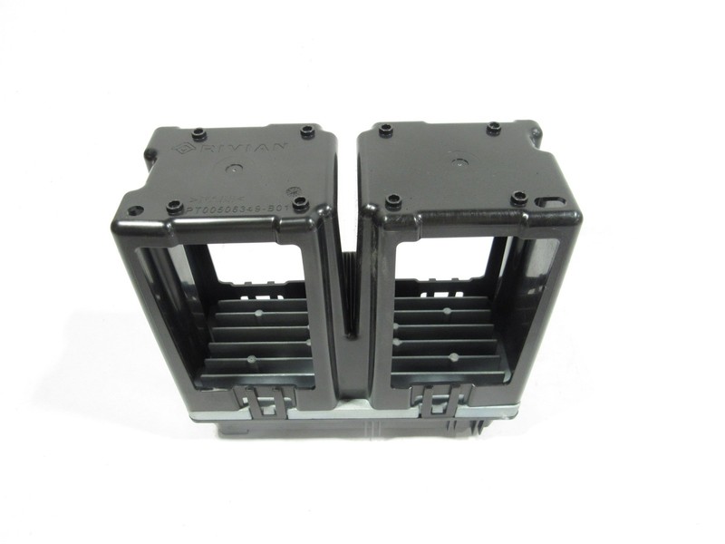 Rivian R1S 2024 ECM ECU Engine Computer Control Module Unit W/Bracket 21-26 |@1