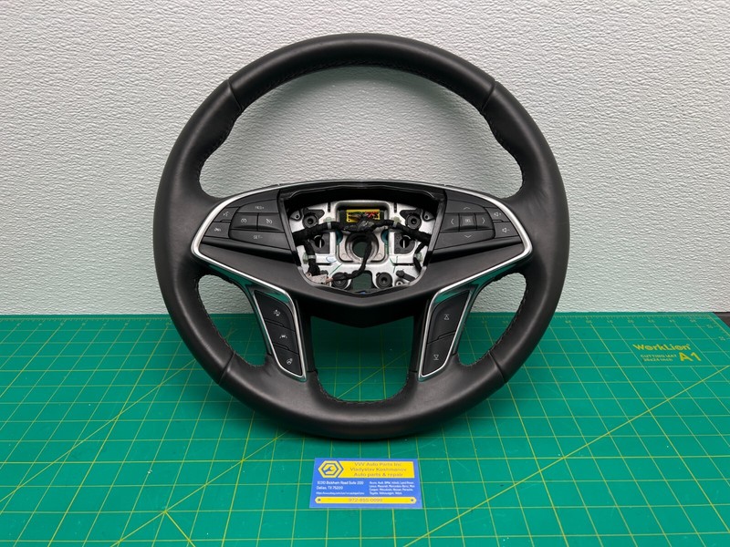 17-19 Cadillac XT5 STEERING WHEEL W/ SWITCHES AND SHIFT PADDLES OEM