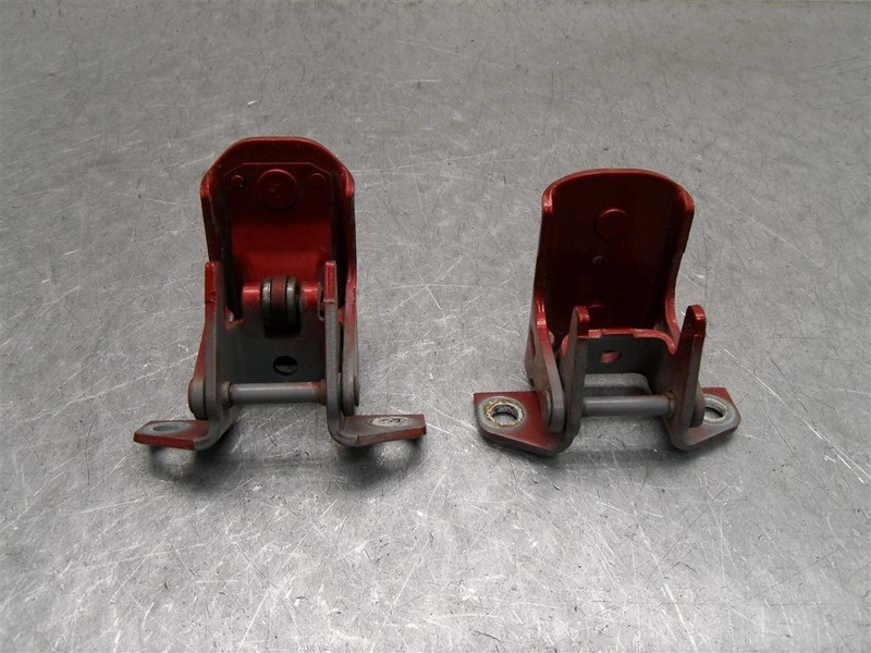 2002 FORD F150 PASSENGER REAR DOOR HINGES OEM 133.FD8K02