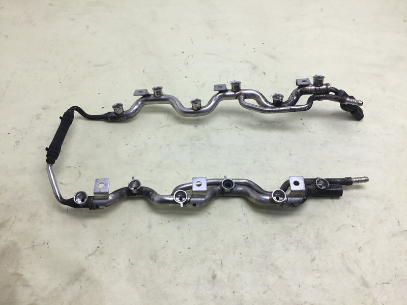 13-18 Bentley Flying Spur W12 6.0L Gas Fuel Injection Inject Rail Pipe Line |:Y