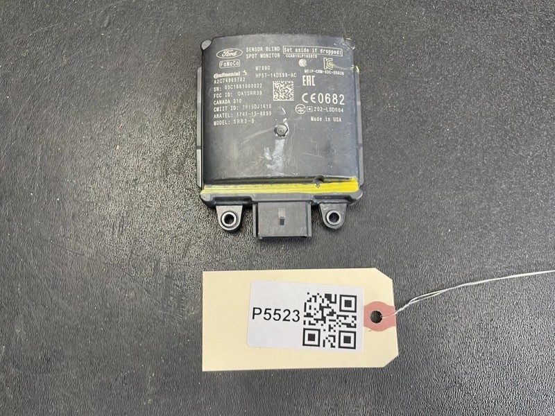Rear Left Blind Spot Radar Sensor 2018 Lincoln MKZ HP5T-14D599-AC 2017 2019