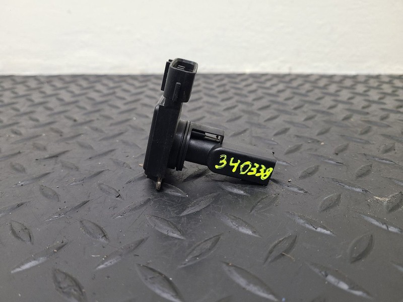01-05 Chevrolet Silverado 2500 3500 6.6L Diesel Air Flow Meter OEM 88892543