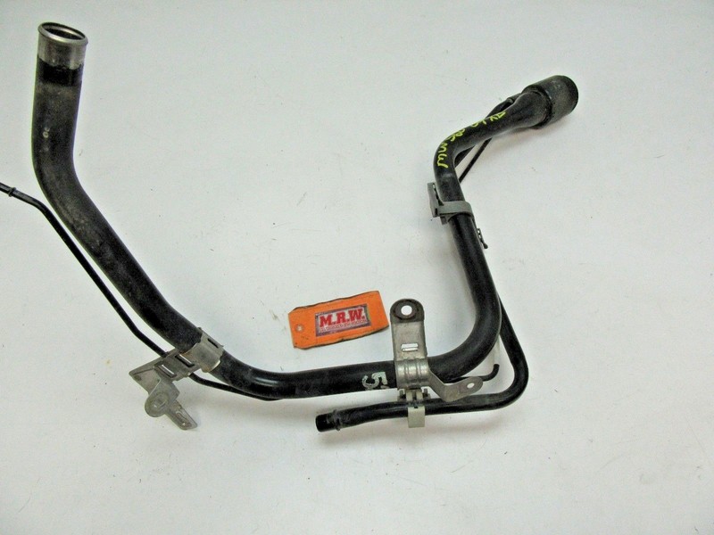 FUEL TANK FILLER TUBE GAS TANK METAL PIPE HOSE for SCION XB 08 09 10 11 12 13 14