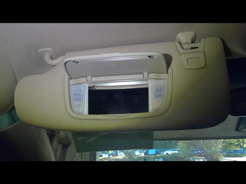 Driver Sun Visor Illuminated With Garage Door Opener Fits 16-18 MKX 1204330