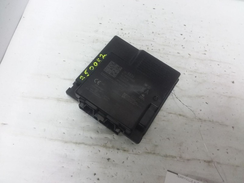 Keyless Entry Control Module Left Hand Quarter Fits 20-23 ACADIA 13518836
