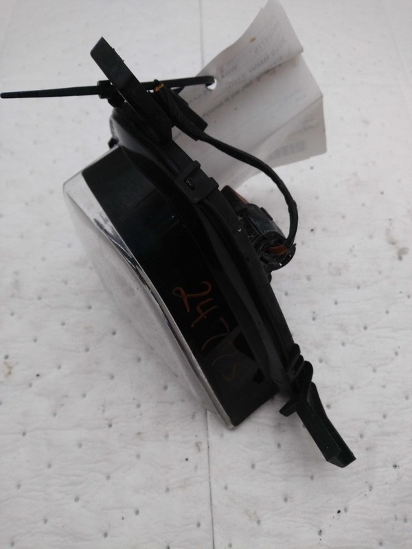 Used Driving Light fits: 2010 Bmw 328I Fog-Driving Sdn w/o M-aerodynamic package