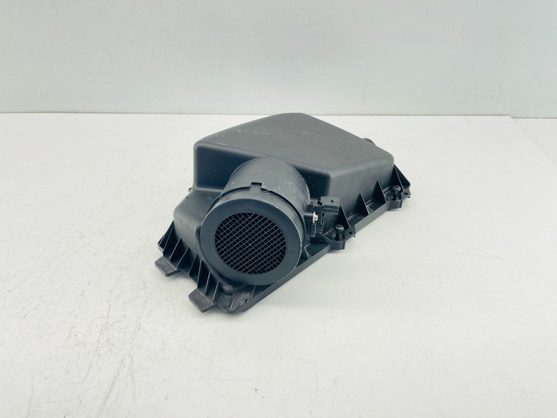 2018–2020 Buick Regal Air Cleaner Upper Housing OEM 84172948 60K