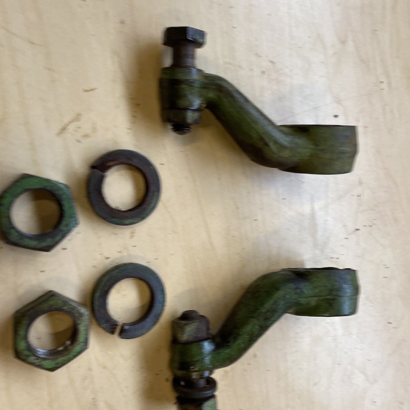 1940’s 50’s? VINTAGE OLIVERROW CROP 60 TRACTOR Lift Arms Good