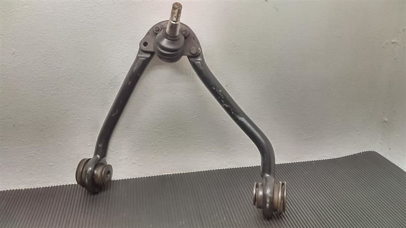 96-02 Chevrolet Express 3500 Van Front Left Upper Control Arm OEM 15618255