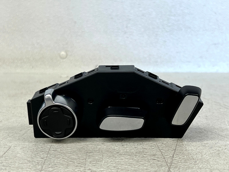 ⭐2019-2025 CADILLAC XT4 FRONT LEFT SIDE SEAT ADJUSTMENT LUMBAR SWITCH OEMLOT2679