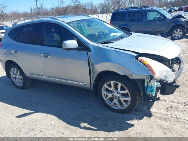 2013 Nissan Rogue Rack and Pinion Assembly OEM 123K Mi 4WD Blue