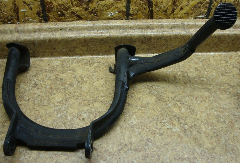1985 Yamaha Venture XVZ 1200 XVZ1200 D XVZ1200D Centerstand Center Stand Kick 85