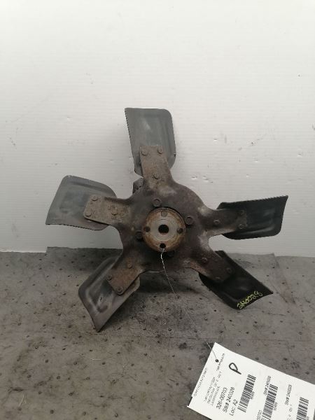 Fan Clutch 2.4L Fits 97-04 WRANGLER 1289018