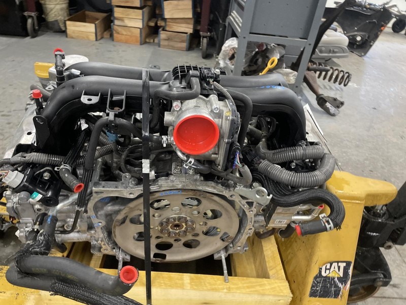 15 SUBARU LEGACY Engine 2.5L PZEV 97k miles Runs Well 6 Month Warranty!