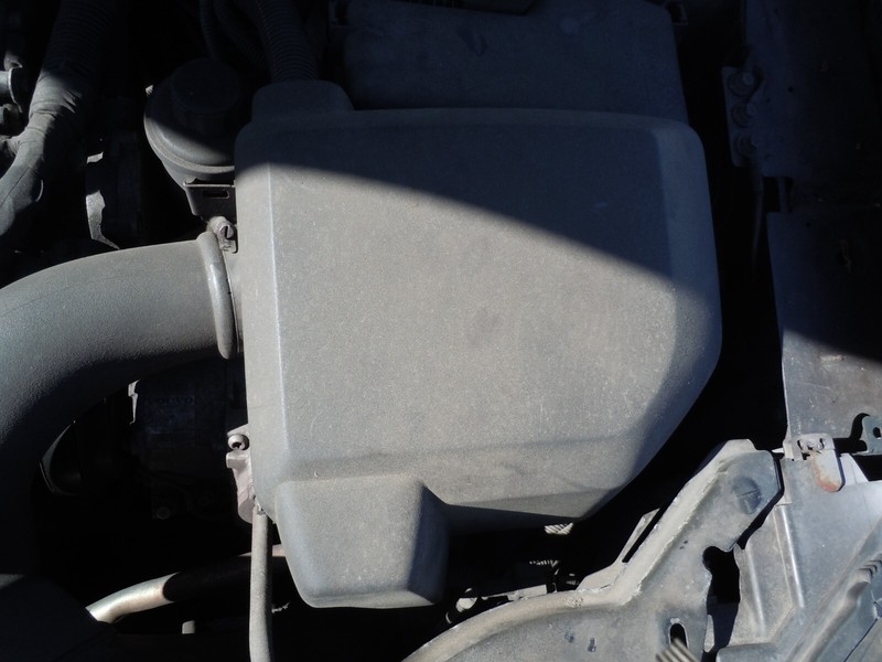 2007-2012 Volvo XC90 6 Cylinder Air Cleaner Housing Box OEM