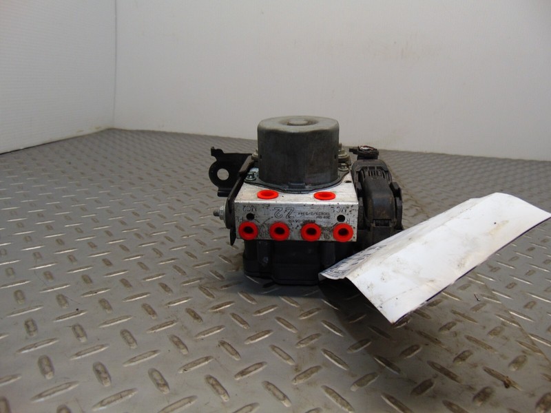 2013 2014 Toyota Camry ABS Pump / Module Anti Lock Brakes