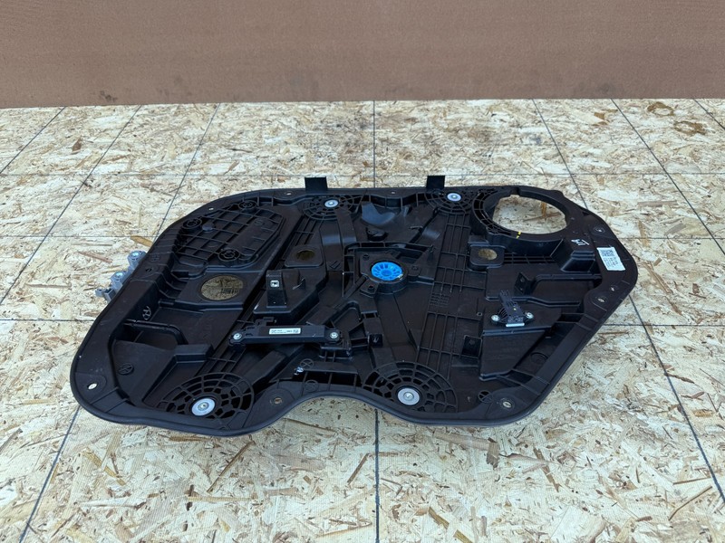 GENESIS GV80 2021-2025 OEM FRONT RIGHT PASSENGER DOOR WINDOW REGULATOR & CARRIER