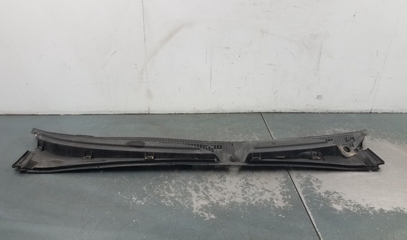 2005 Pontiac GTO Windshield Cowl #2371 S1