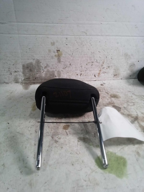 2019 Ford Explorer Right Gray Cloth Headrest - Used, 134k Miles, OEM Part