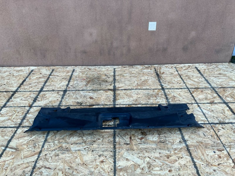 FORD MUSTANG GT 2015-2017 OEM UPPER RADIATOR COVER SHIELD PANEL TRIM ASSY. 38K