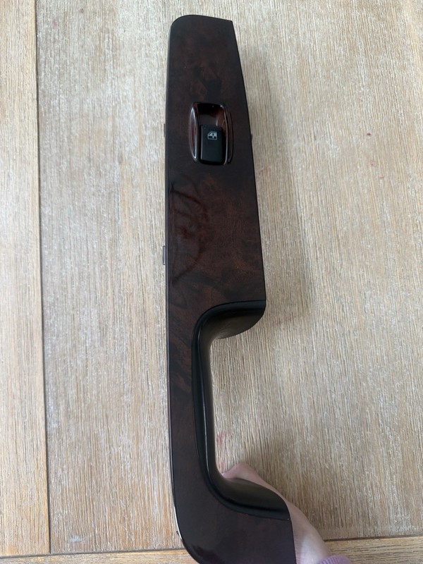2002-2005 Hyundai Sonata PASSENGER Door Power Window Switch WOOD GRAIN RIGHT