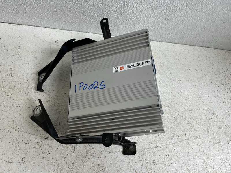 2011 Toyota Prius Amplifier w Satellite Amp 86280-0W622 Audio Oem
